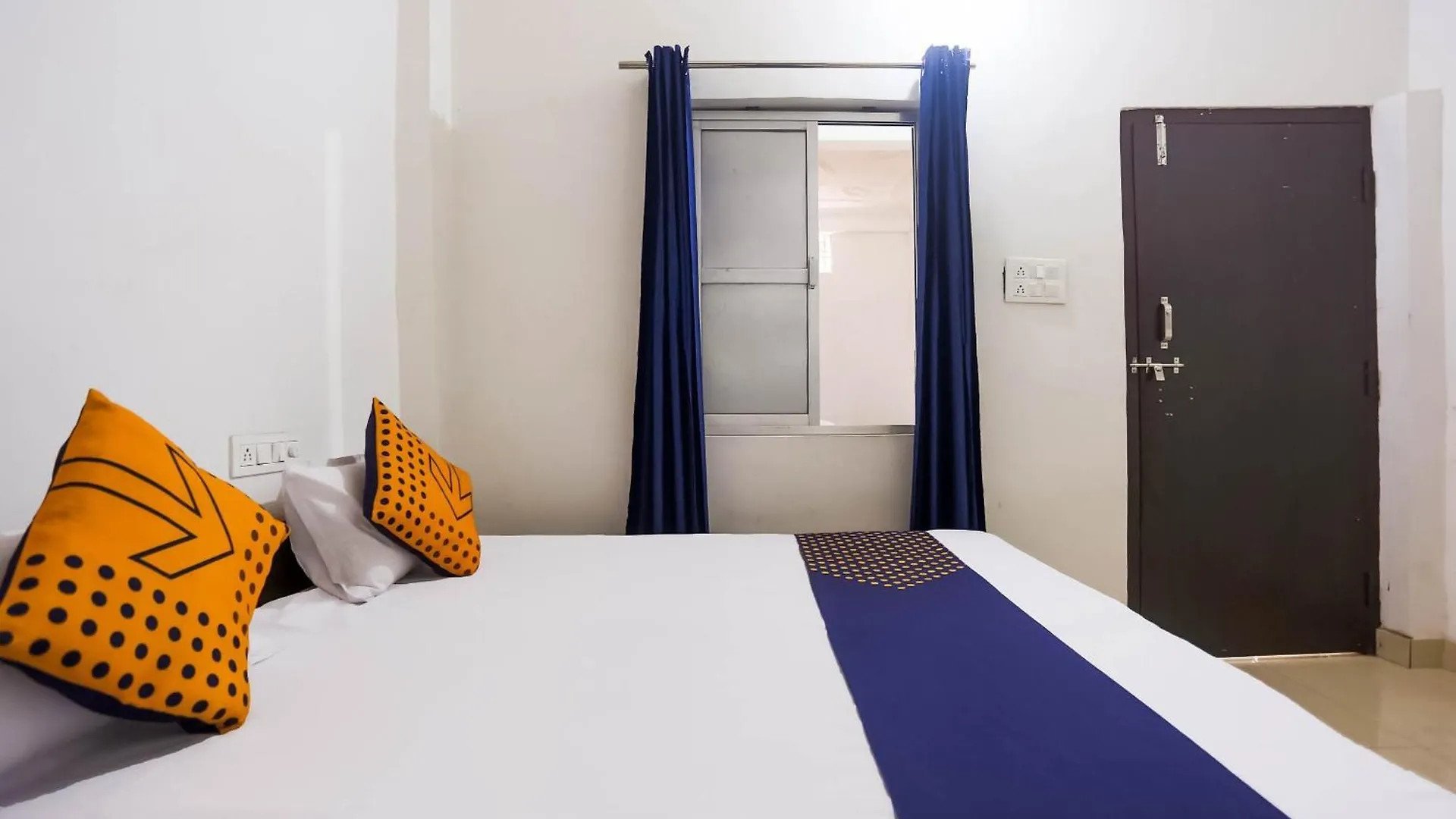 Spot On Shree Ganga Seva Paying Guest House Varanasi